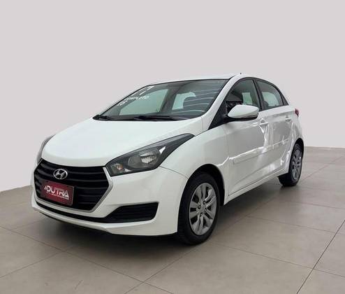 HYUNDAI HB20 1.6 COMFORT PLUS 16V FLEX 4P MANUAL HYUNDAI HB20 1.6 COMFORT PLUS 16V FLEX 4P MANUAL